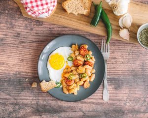 haricots blancs au chorizo de la famille patacq